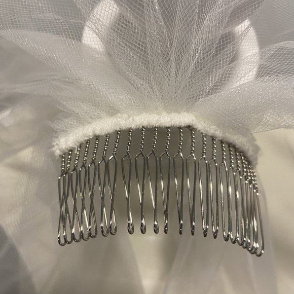 Wedding Veil - Picture 4 of 4